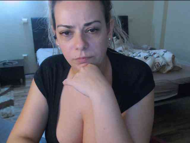 GiuliaHotXXX1 GiuliaHotXXX1