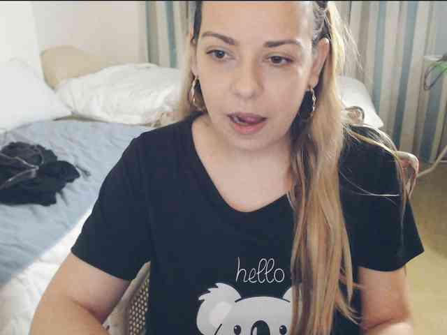 GiuliaHotXXX1 GiuliaHotXXX1