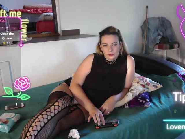 GiuliaHotXXX1 webcam