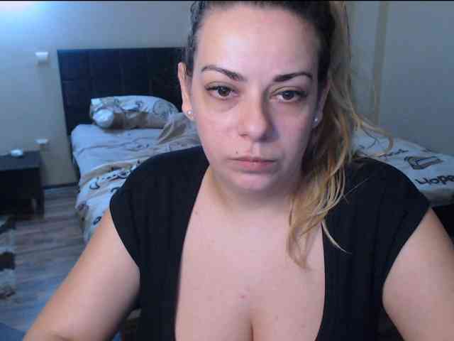 GiuliaHotXXX1 GiuliaHotXXX1