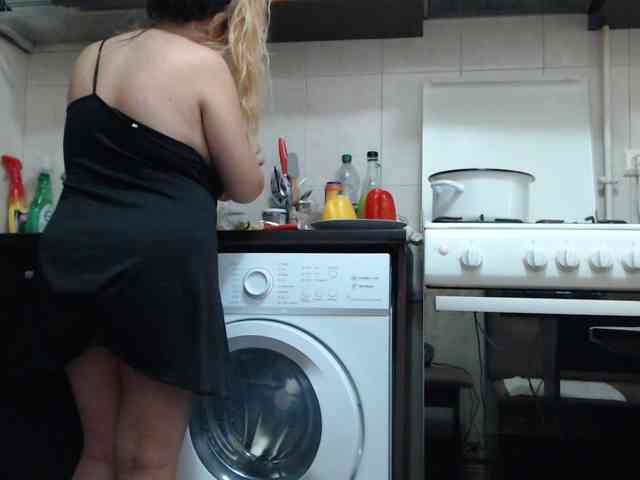 GiuliaHotXXX1 webcam