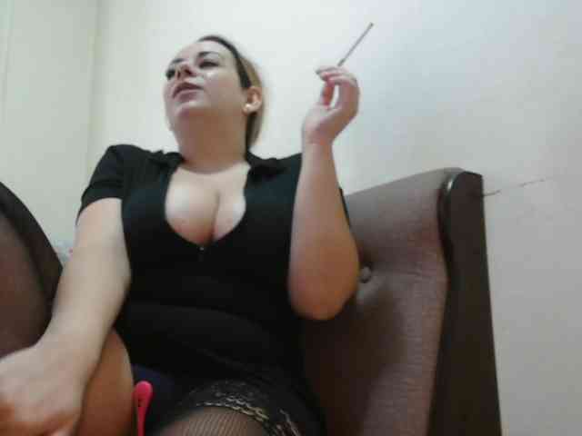 GiuliaHotXXX1 webcam