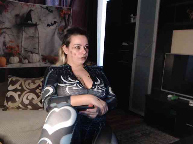 GiuliaHotXXX1 webcam