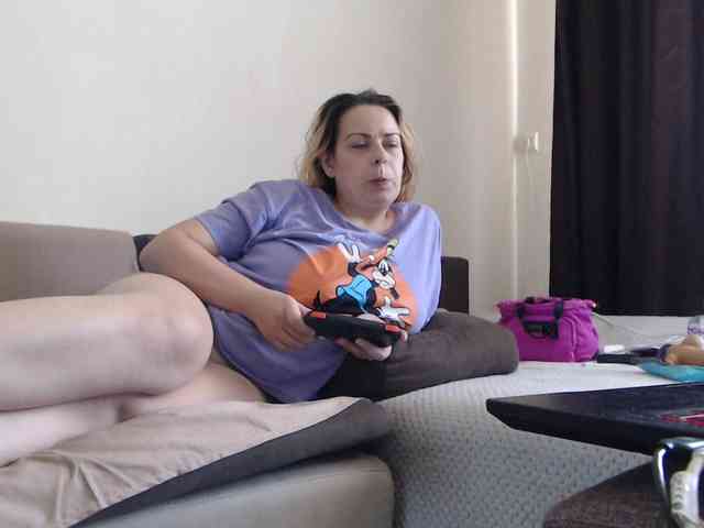 GiuliaHotXXX1 webcam
