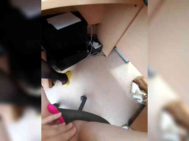 JuliaKiss-11 webcam