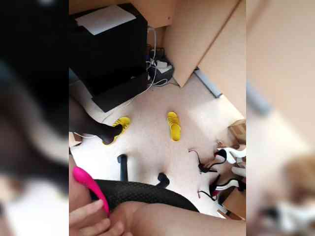 JuliaKiss-11 webcam