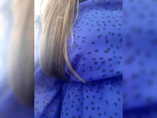 JuliaKiss-11 webcam