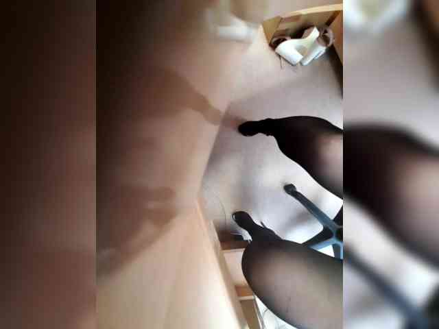 JuliaKiss-11 webcam