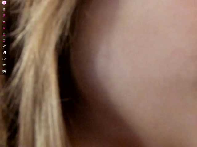 LISABABYMETAL's BongaCams show and profile