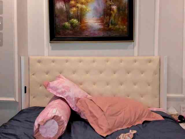 LISABABYMETAL webcam