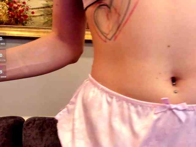 LISABABYMETAL webcam