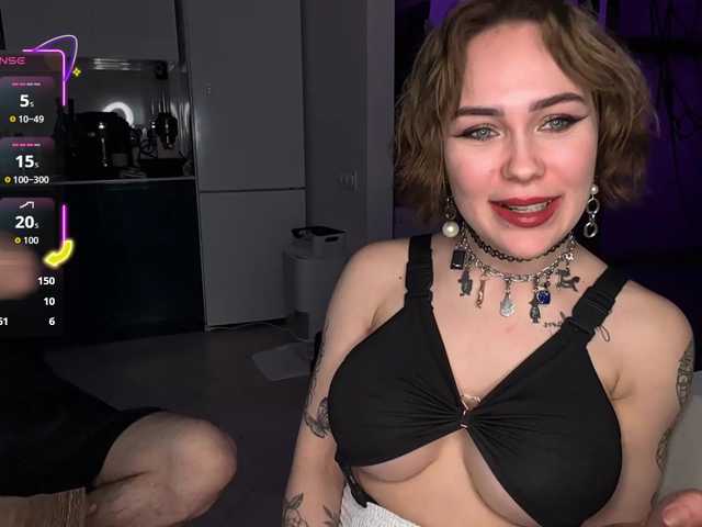 GroteskCouple's BongaCams show and profile