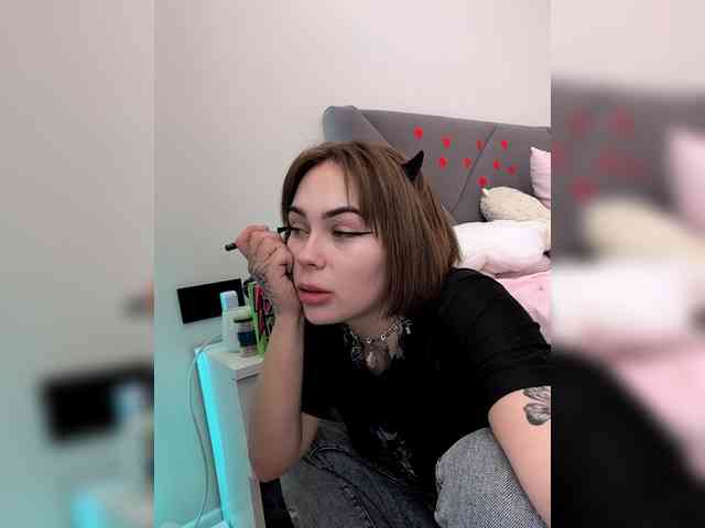 GroteskCouple webcam