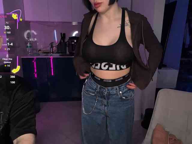 GroteskCouple webcam