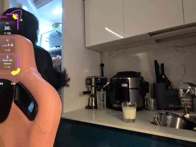 GroteskCouple webcam