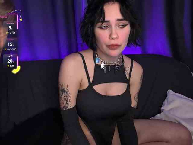 GroteskCouple webcam