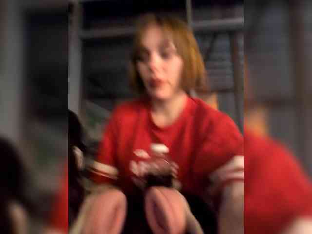 GroteskCouple webcam