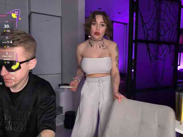 GroteskCouple webcam