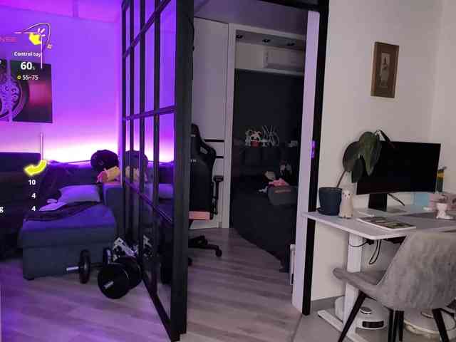 GroteskCouple webcam