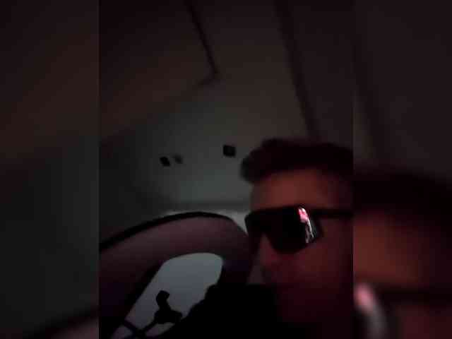 GroteskCouple webcam