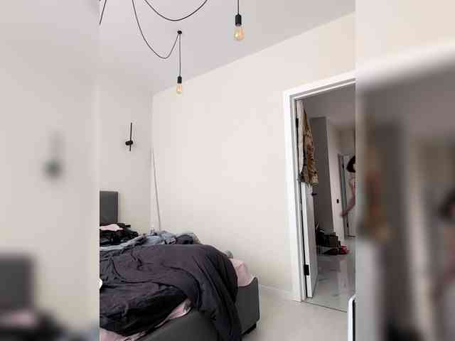 GroteskCouple webcam