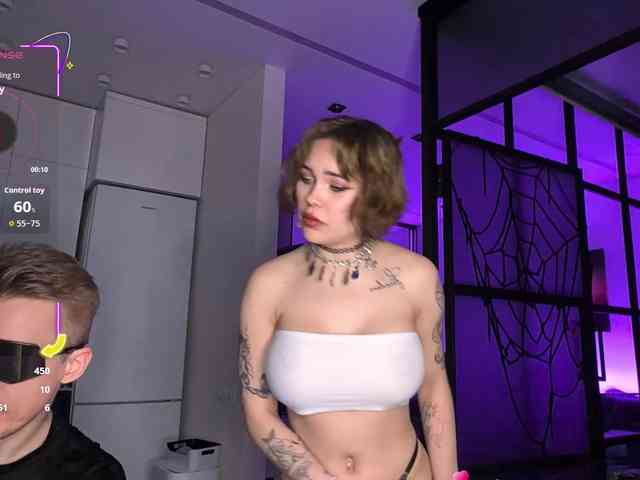 GroteskCouple webcam