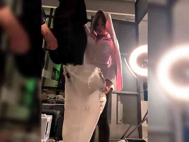 GroteskCouple webcam