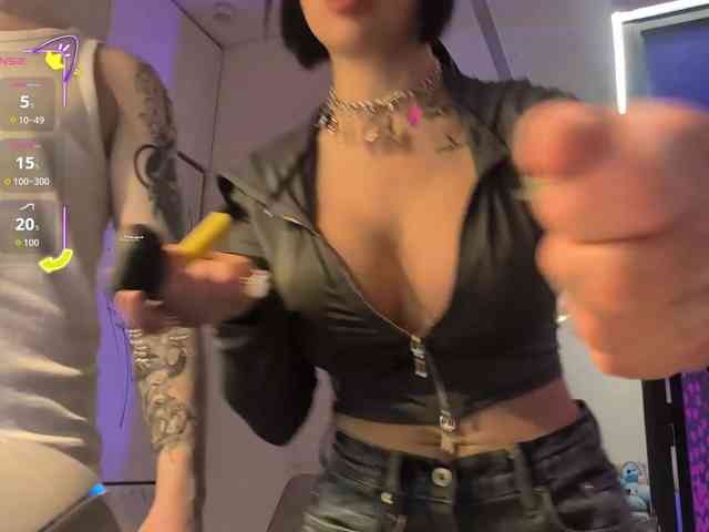 groteskcouple groteskcouple