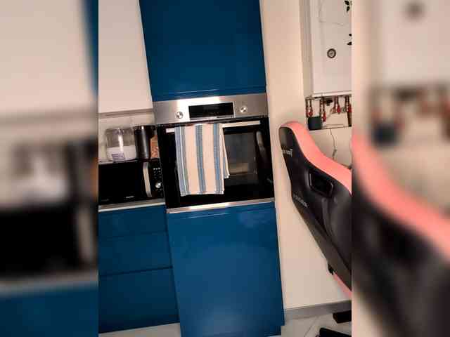 GroteskCouple webcam