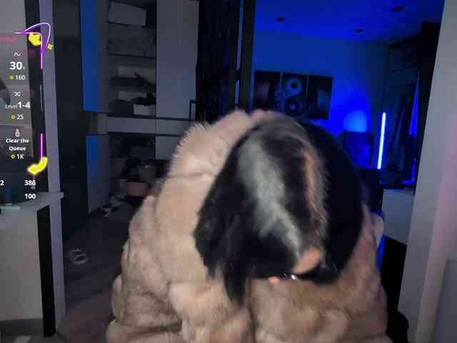 GroteskCouple webcam