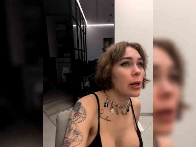 online porn chat MissGrotesk