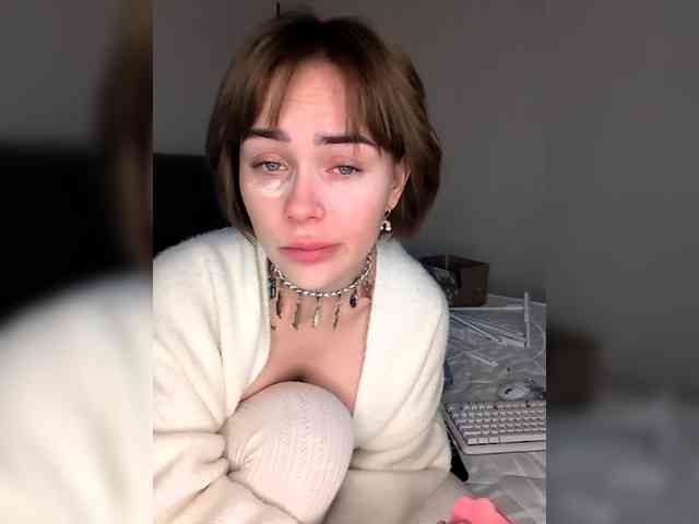 GroteskCouple webcam