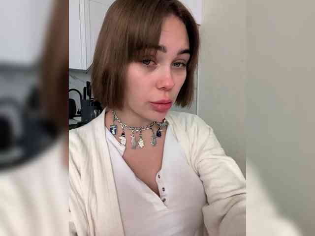 GroteskCouple webcam