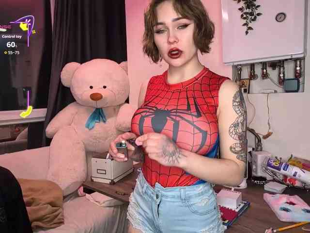 GroteskCouple webcam