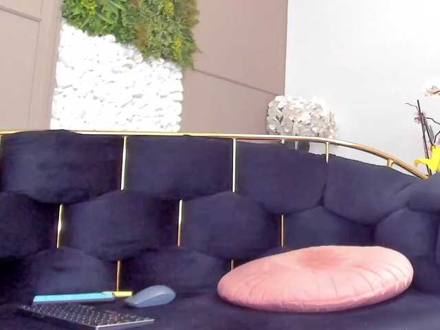  UnforseenLand chat room