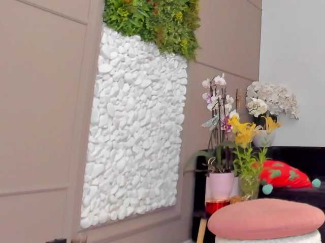  UnforseenLand chat room