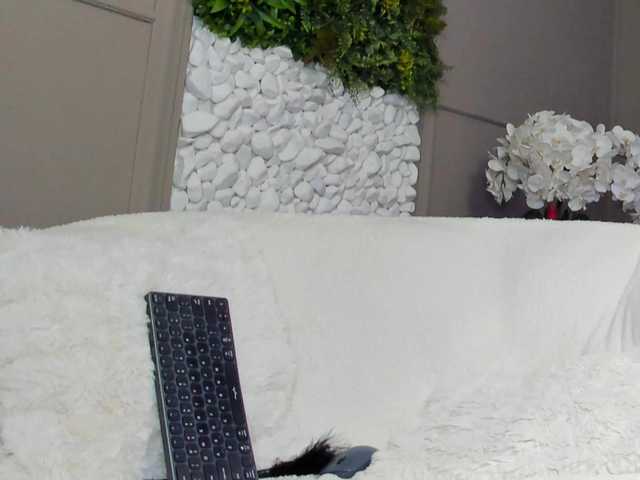 UnforseenLand's BongaCams show and profile