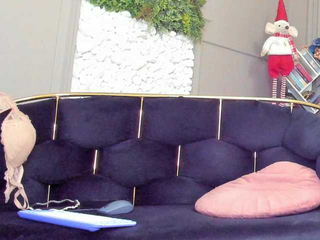 UnforseenLand's BongaCams show and profile