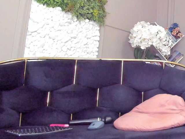 UnforseenLand's BongaCams show and profile