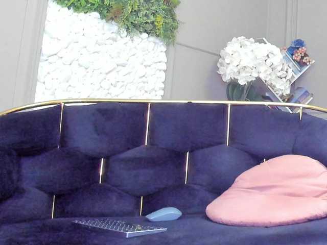 UnforseenLand's BongaCams show and profile