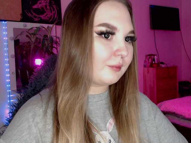 Greeenfriends6969's BongaCams show and profile