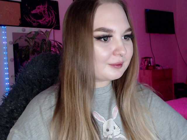 Greeenfriends6969's BongaCams show and profile