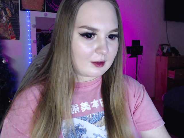 Greeenfriends6969's BongaCams show and profile