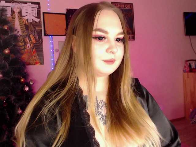 Greeenfriends6969's BongaCams show and profile