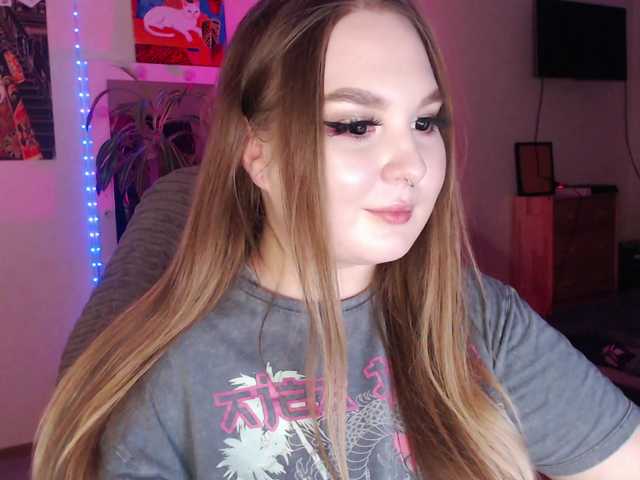 Greeenfriends6969's BongaCams show and profile