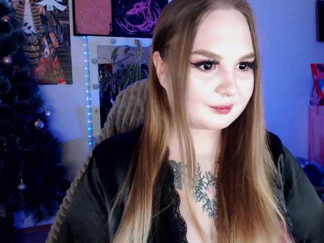 Greeenfriends6969's BongaCams show and profile