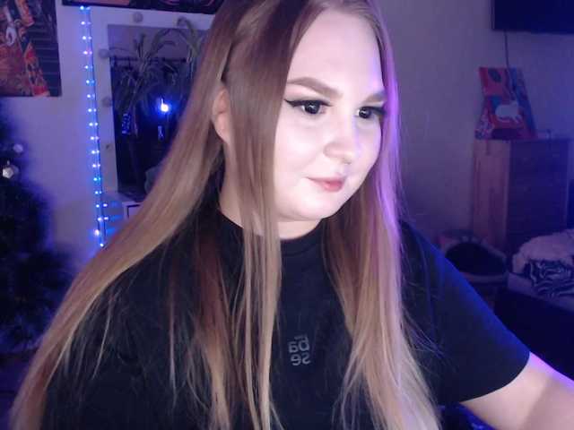 Greeenfriends6969's BongaCams show and profile