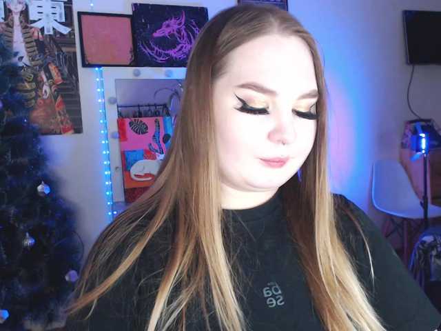 Greeenfriends6969's BongaCams show and profile