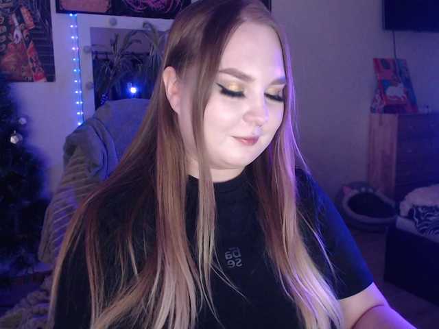 Greeenfriends6969's BongaCams show and profile