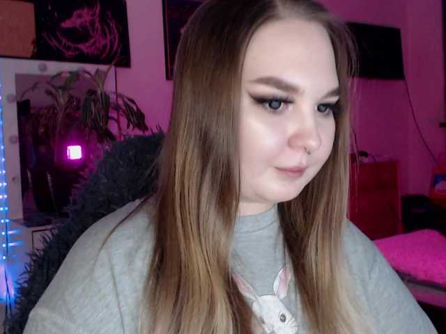 Greeenfriends6969's BongaCams show and profile